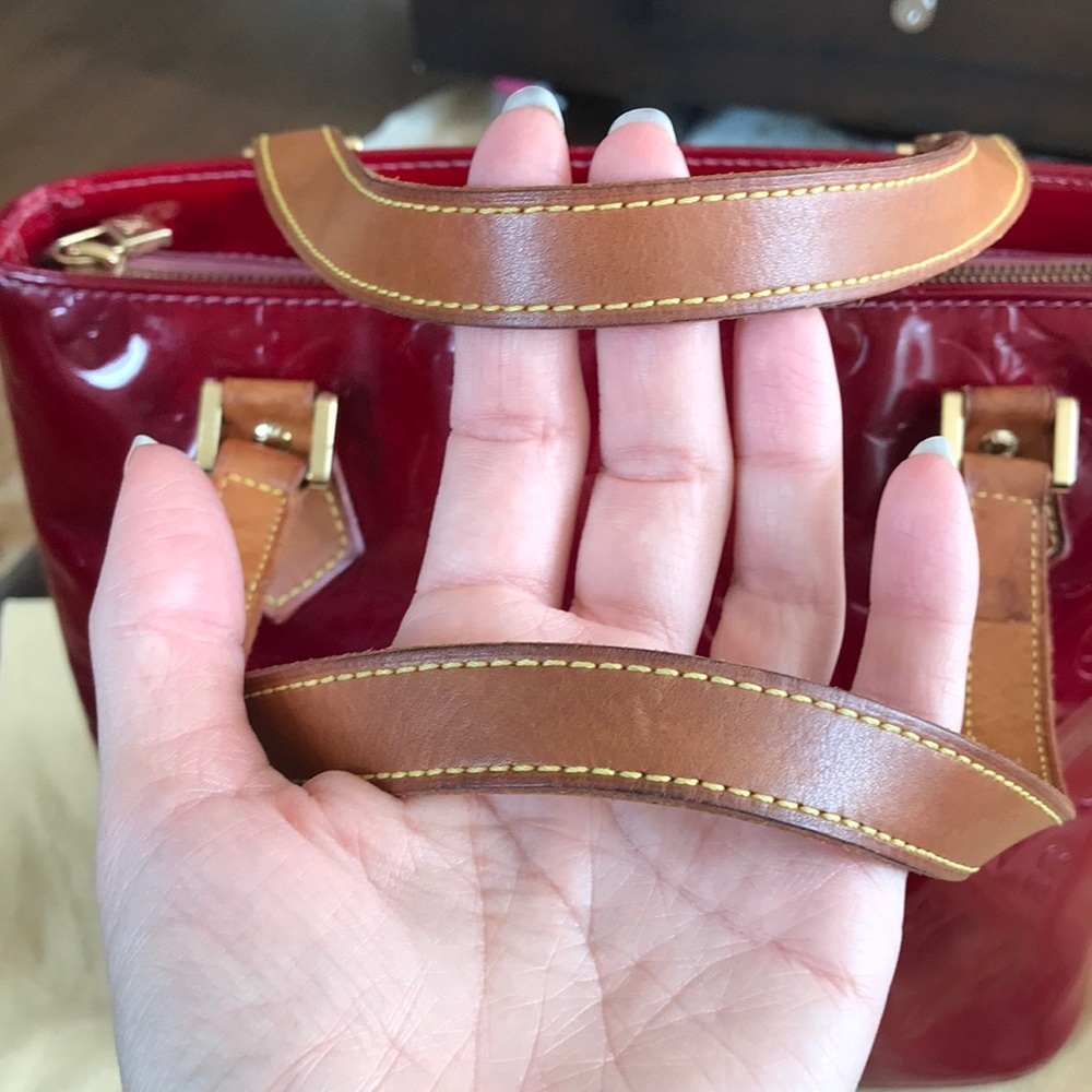 Louis Vuitton Pomme D’Amour Vernis Houston bag - Picture 15 of 16